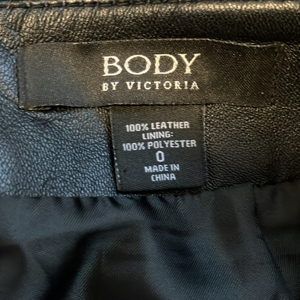 VS Genuine Leather Skirt by Victoria Secrets - Picture 5 of 12